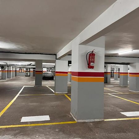 C-Appartement De Luxe Plein Centre De Gueliz Avec Piscine Parking Wifi Netflix 马拉喀什 外观 照片