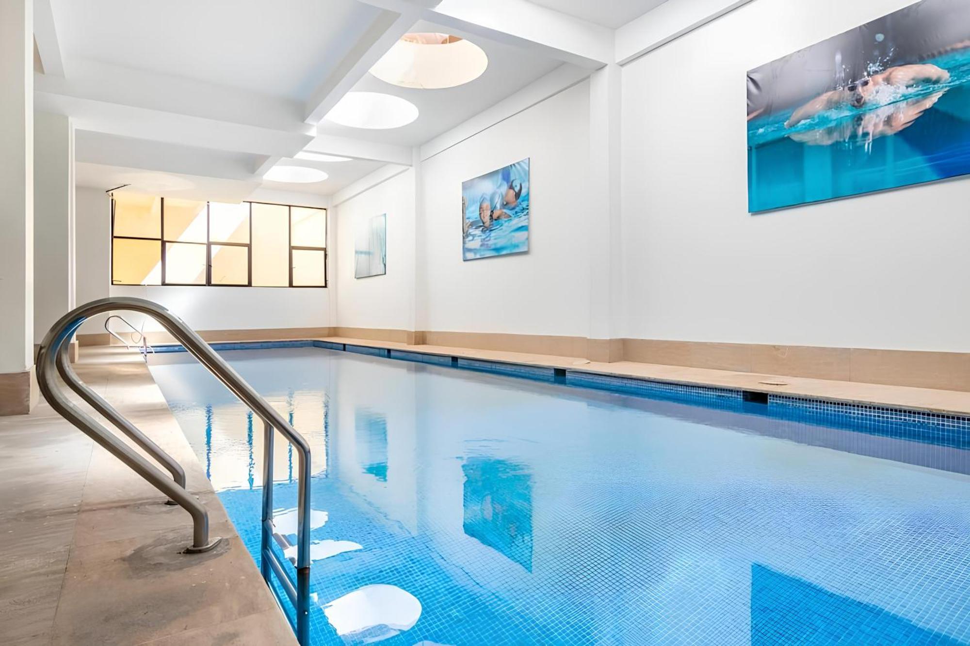 C-Appartement De Luxe Plein Centre De Gueliz Avec Piscine Parking Wifi Netflix 马拉喀什 外观 照片