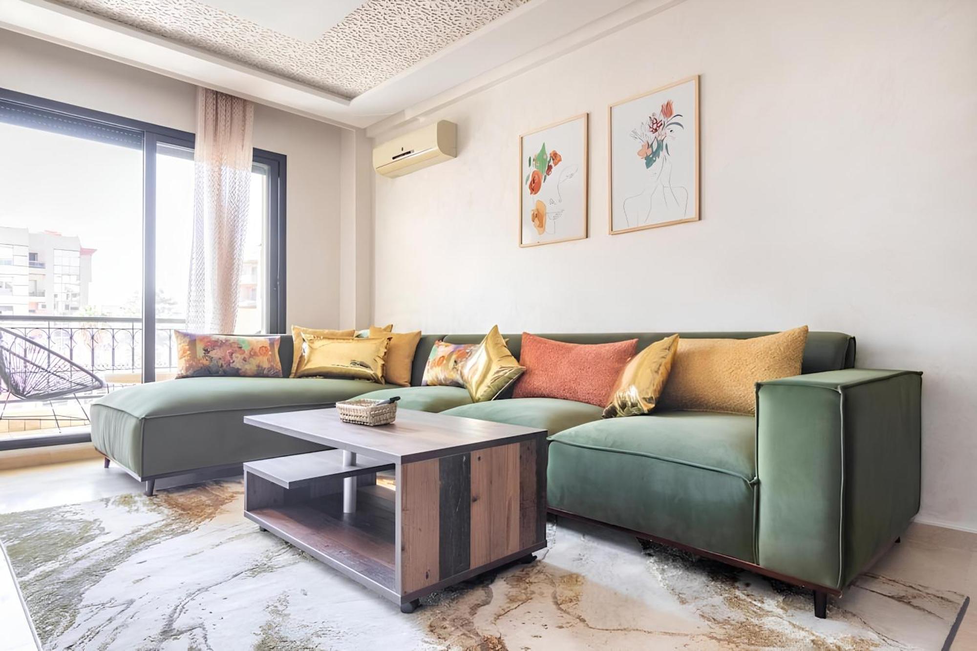 C-Appartement De Luxe Plein Centre De Gueliz Avec Piscine Parking Wifi Netflix 马拉喀什 外观 照片